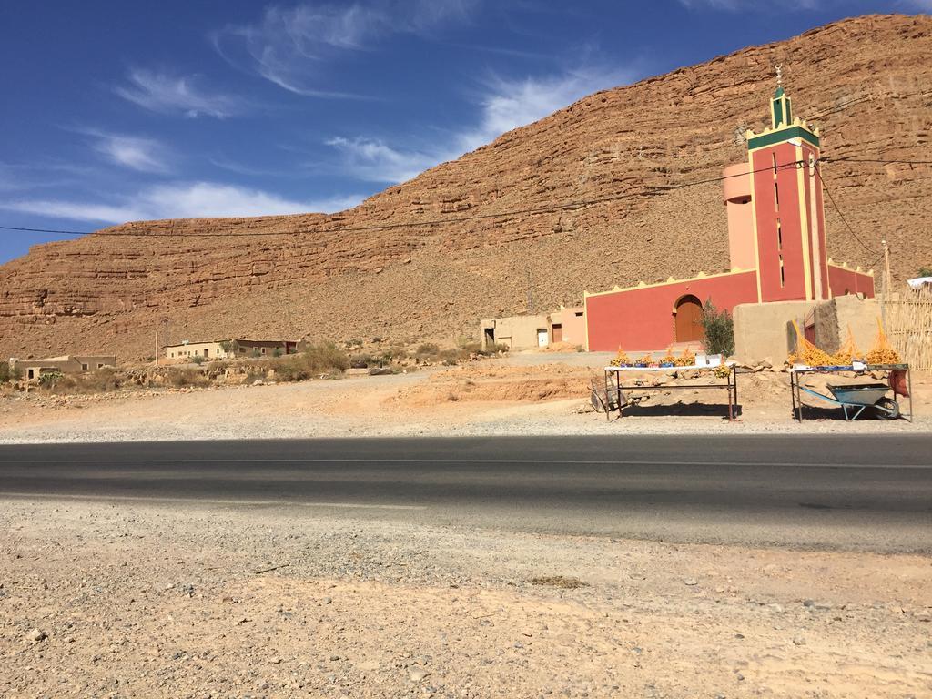 Gite D'Etape Traditionnel Berbere Ifri Exterior photo